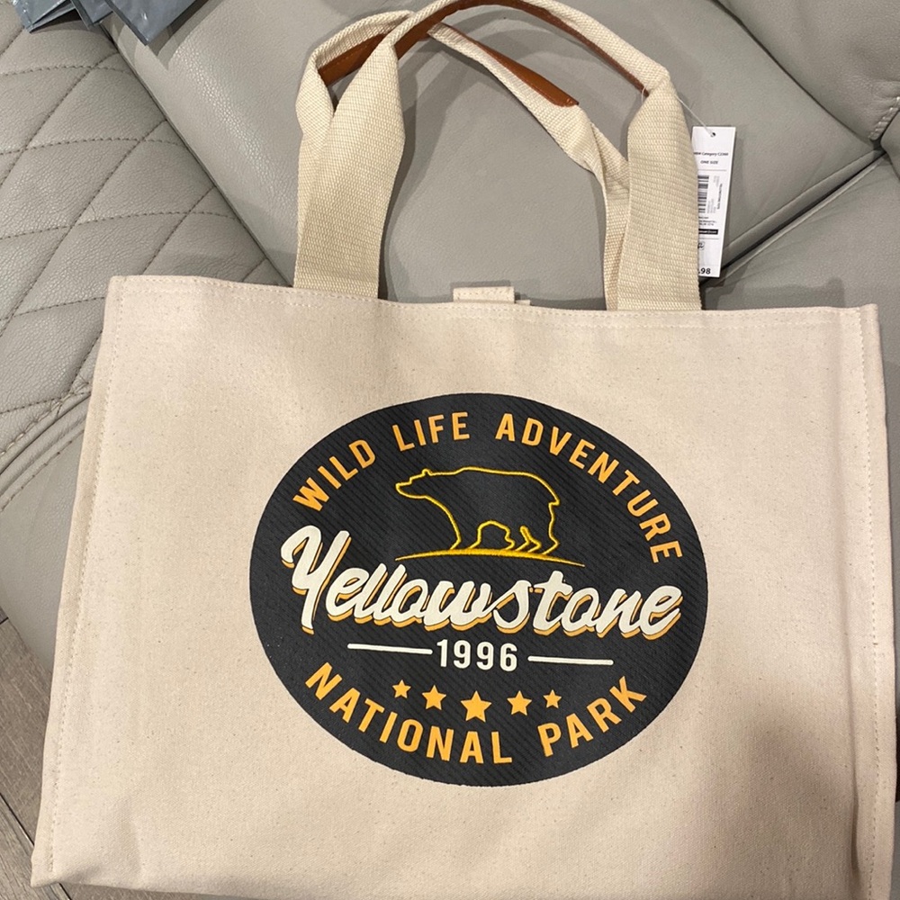 Tote bag